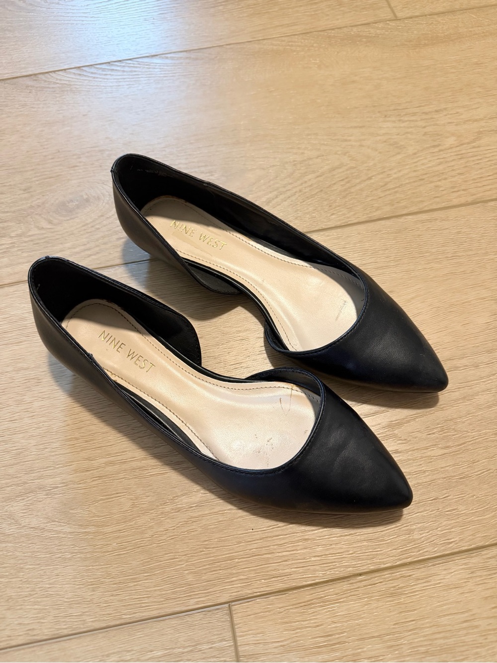 Nine West Black Pointed D'Orsay Flats